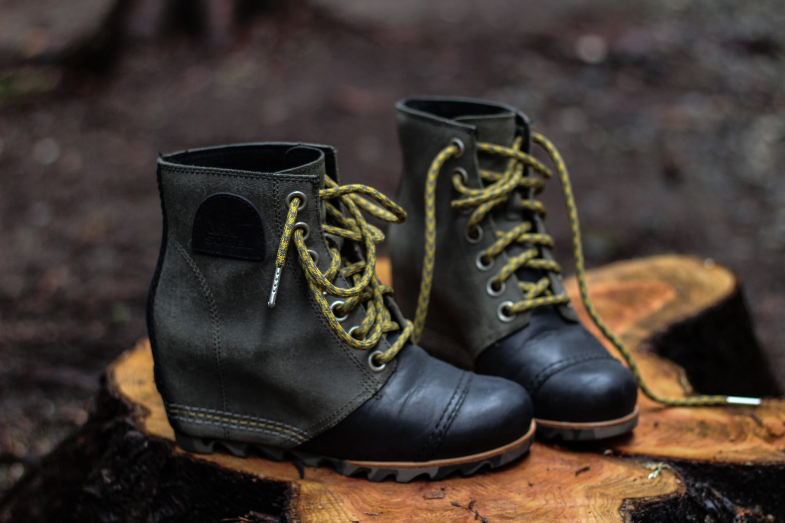 stylish waterproof rain booties